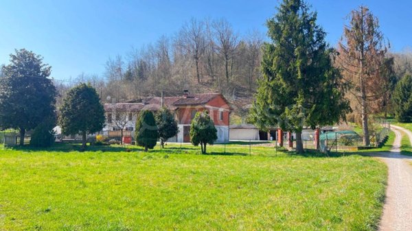 casa indipendente in vendita a Frinco