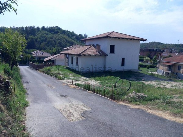 casa indipendente in vendita a Frinco