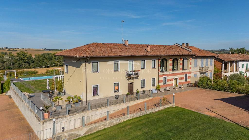 casa indipendente in vendita a Frinco in zona San Defendente