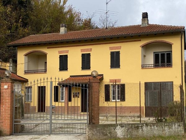 casa indipendente in vendita a Grazzano Badoglio