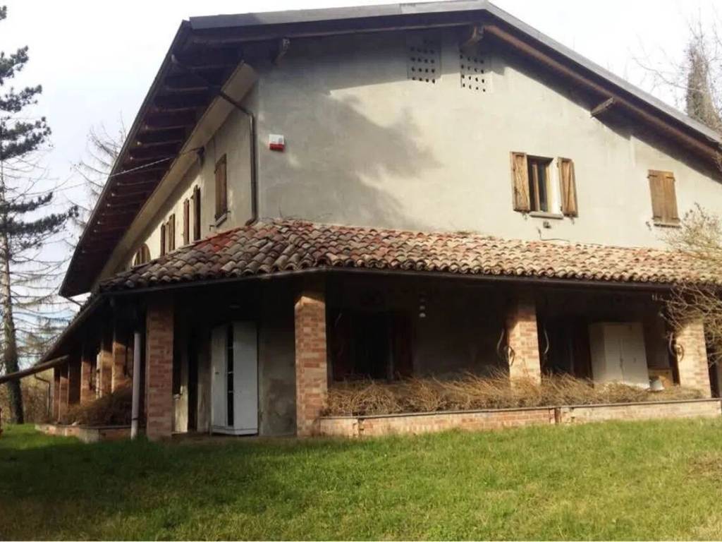 casa indipendente in vendita a Grazzano Badoglio