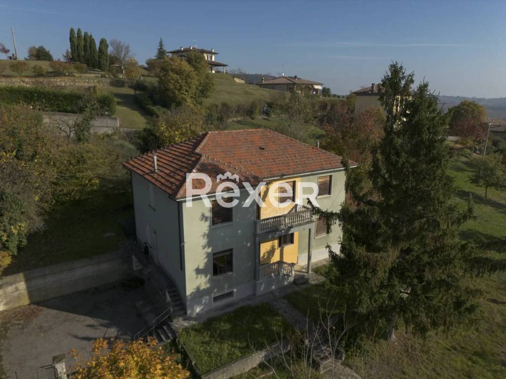 casa indipendente in vendita a Grazzano Badoglio
