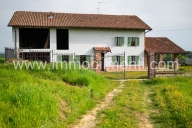 casa indipendente in vendita ad Incisa Scapaccino