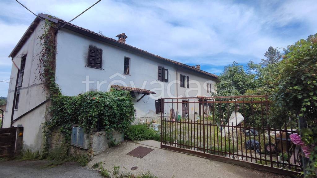 bifamiliare in vendita ad Incisa Scapaccino