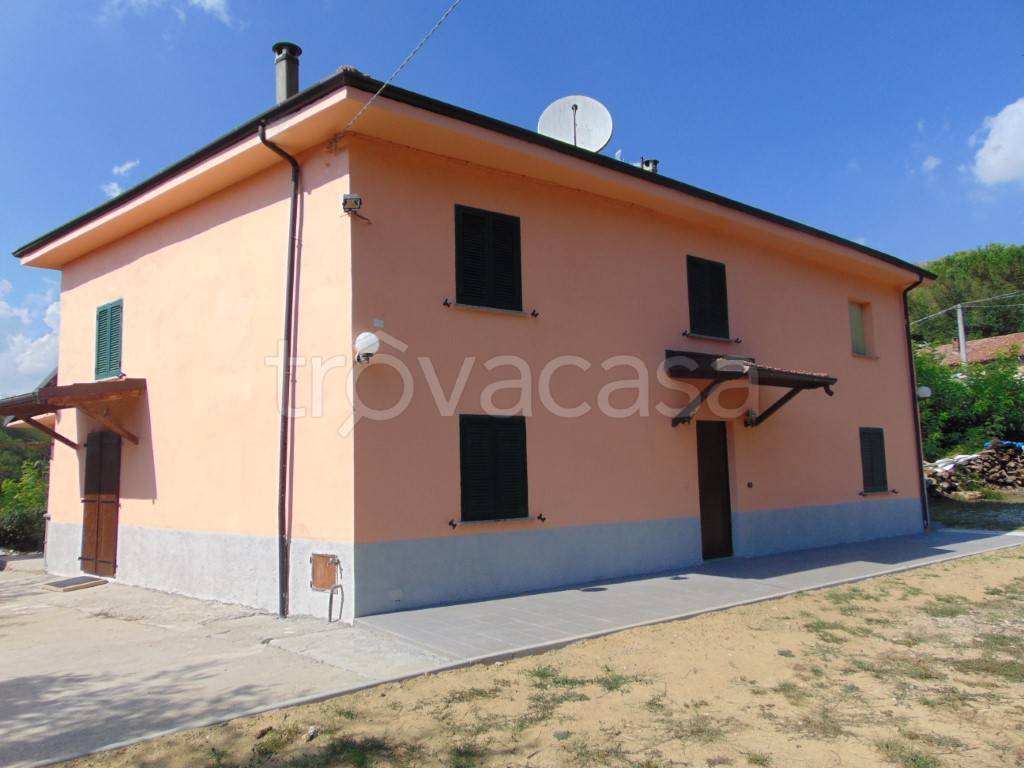 casa indipendente in vendita ad Incisa Scapaccino