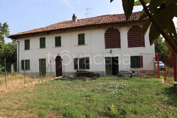 casa indipendente in vendita ad Incisa Scapaccino