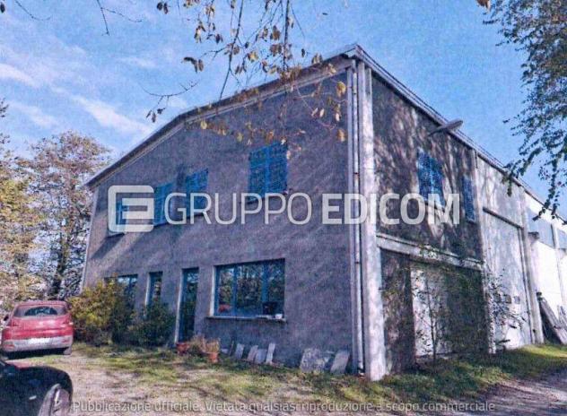 negozio in vendita ad Incisa Scapaccino