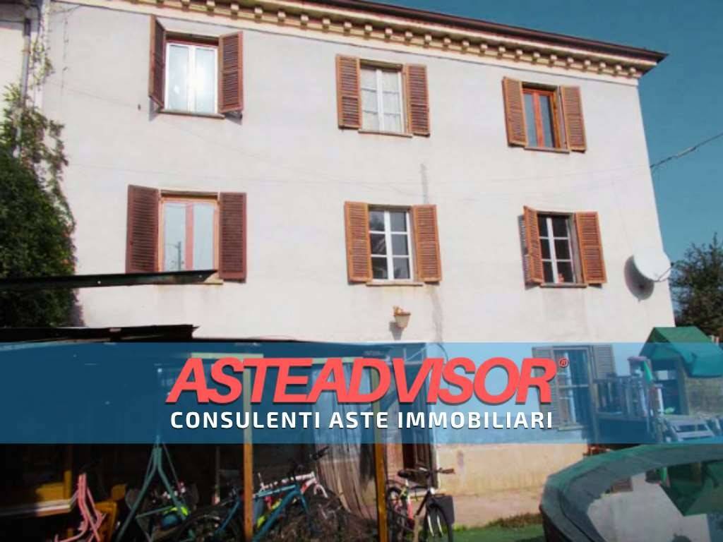 casa indipendente in vendita ad Incisa Scapaccino