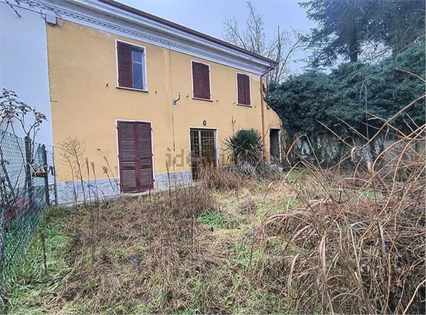 casa indipendente in vendita ad Incisa Scapaccino