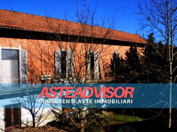 casa indipendente in vendita ad Incisa Scapaccino