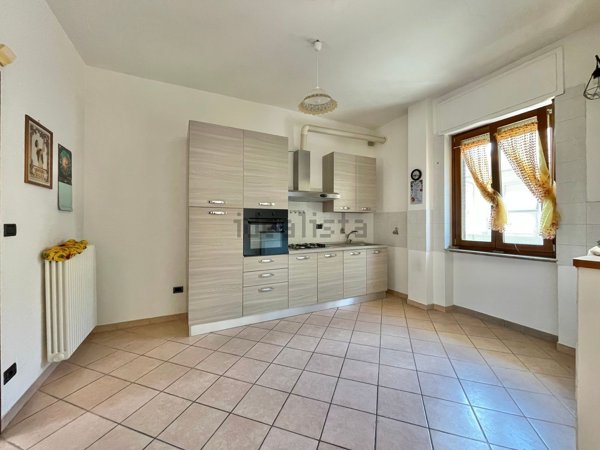 appartamento in vendita ad Incisa Scapaccino in zona Poggio