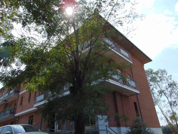 appartamento in vendita ad Incisa Scapaccino in zona Poggio