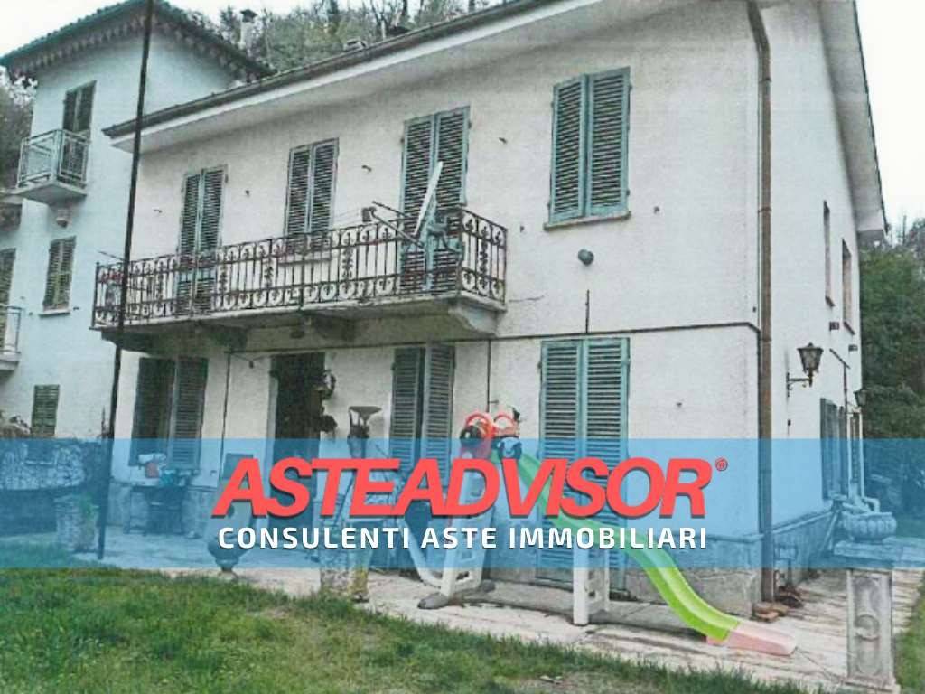 casa indipendente in vendita ad Incisa Scapaccino
