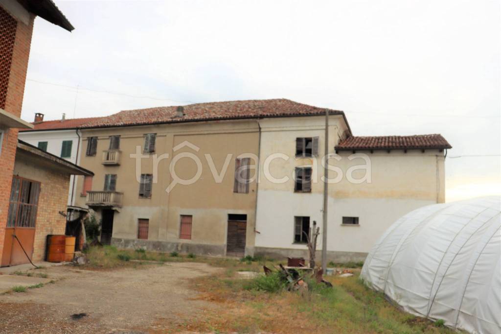 casa indipendente in vendita ad Isola d'Asti in zona Chiappa