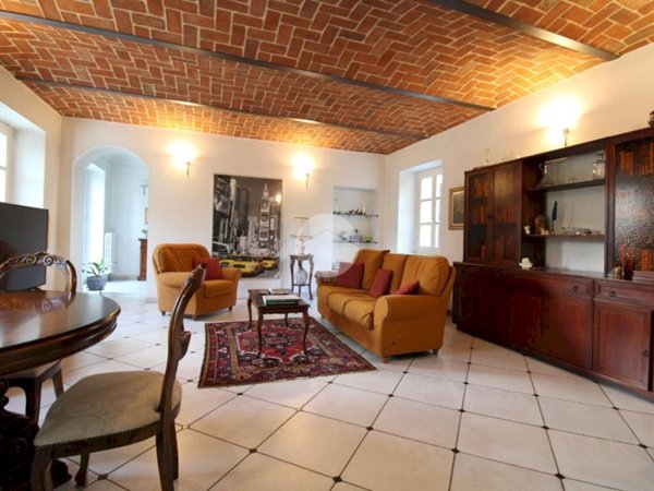 casa indipendente in vendita ad Isola d'Asti in zona Repergo