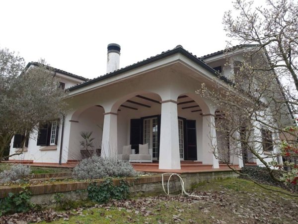 casa indipendente in vendita ad Isola d'Asti in zona Villa