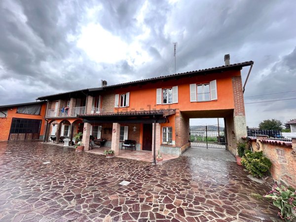 casa indipendente in vendita ad Isola d'Asti