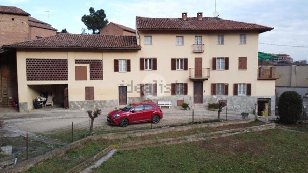 casa indipendente in vendita ad Isola d'Asti in zona Mongovone