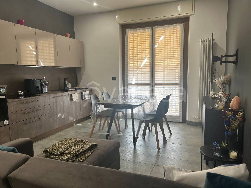 appartamento in vendita ad Isola d'Asti in zona Piano