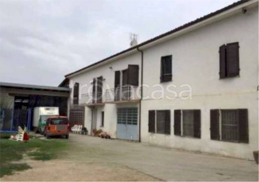 casa indipendente in vendita ad Isola d'Asti in zona Piano