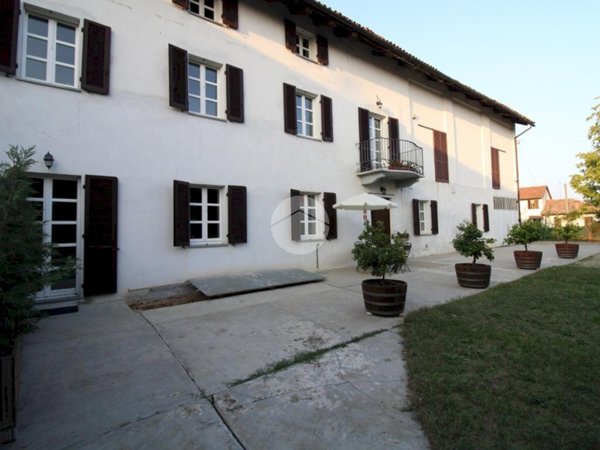 casa indipendente in vendita ad Isola d'Asti in zona Repergo