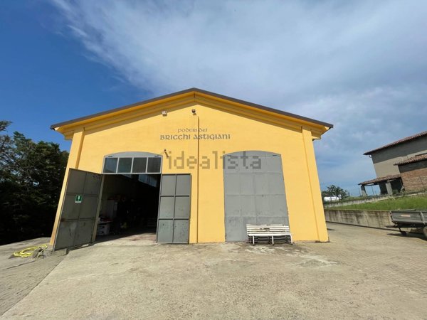 azienda agricola in vendita ad Isola d'Asti in zona Piano