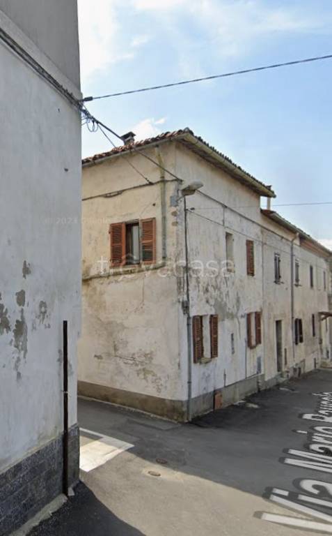 casa indipendente in vendita ad Isola d'Asti in zona Villa