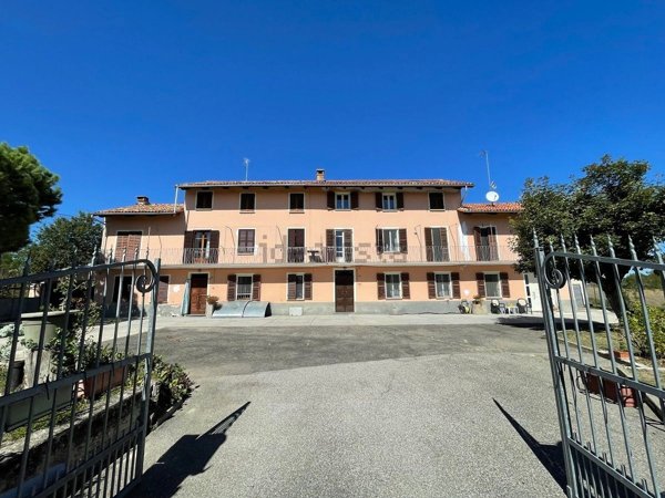 casa indipendente in vendita ad Isola d'Asti