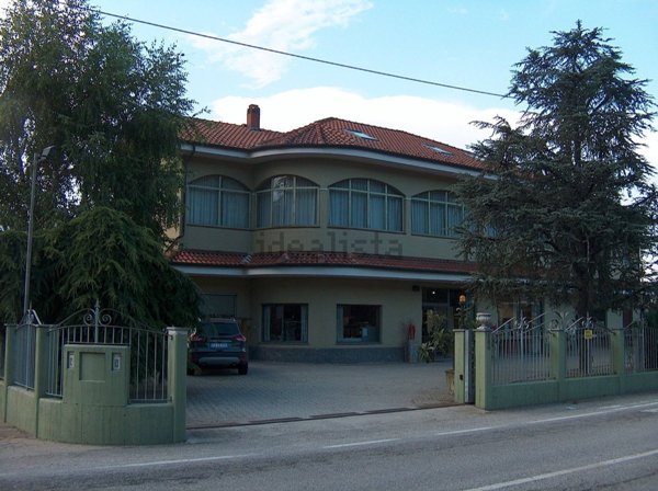 casa indipendente in vendita ad Isola d'Asti in zona Piano