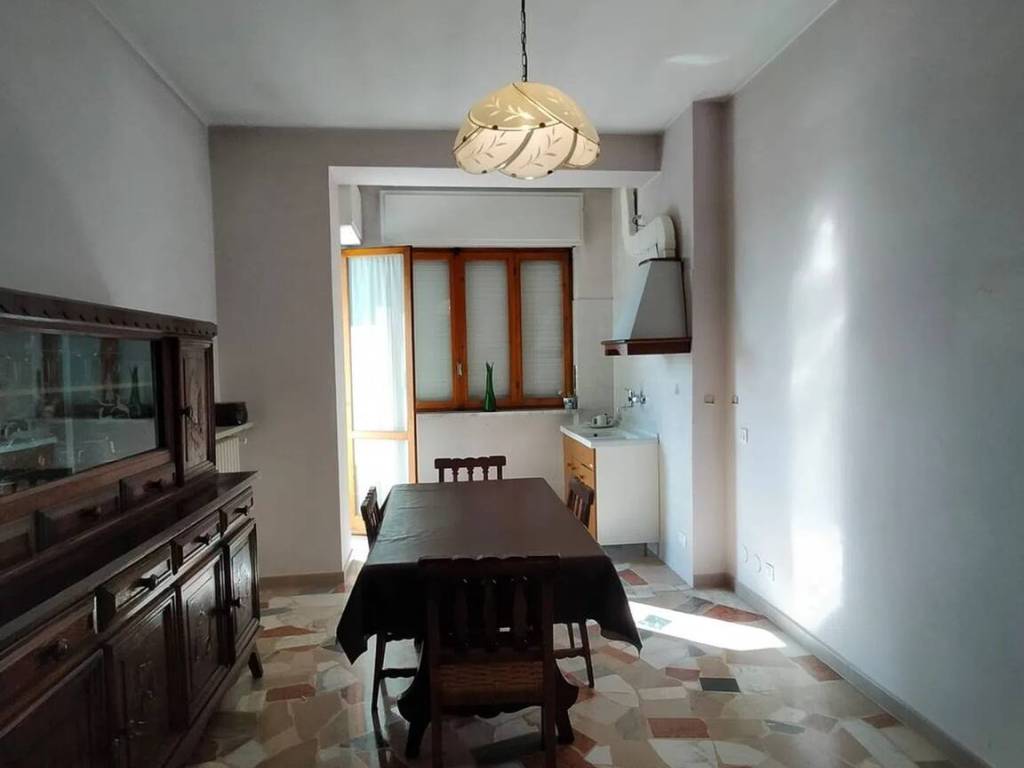 appartamento in vendita ad Isola d'Asti in zona Piano