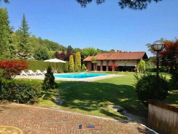 casa indipendente in vendita ad Isola d'Asti in zona Villa