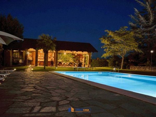 casa indipendente in vendita ad Isola d'Asti in zona Piano