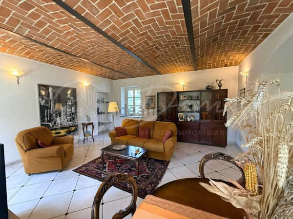 casa indipendente in vendita ad Isola d'Asti