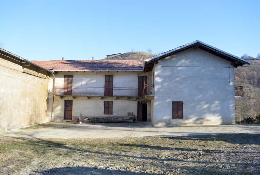 casa indipendente in vendita a Loazzolo