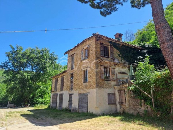 casa indipendente in vendita a Loazzolo