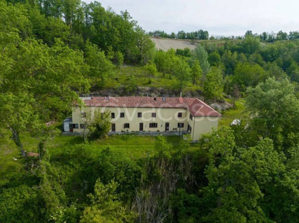 casa indipendente in vendita a Loazzolo
