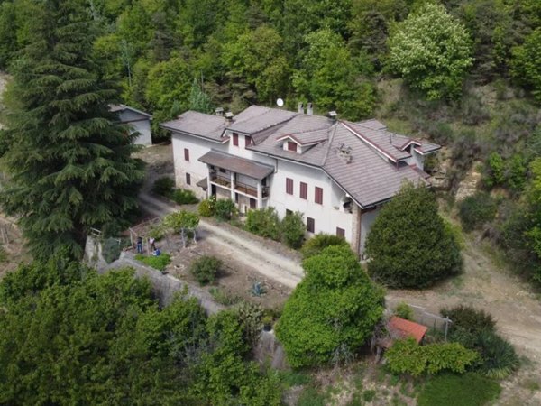 casa indipendente in vendita a Loazzolo