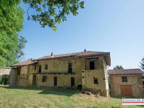 casa indipendente in vendita a Loazzolo