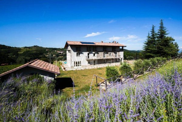 casa indipendente in vendita a Loazzolo