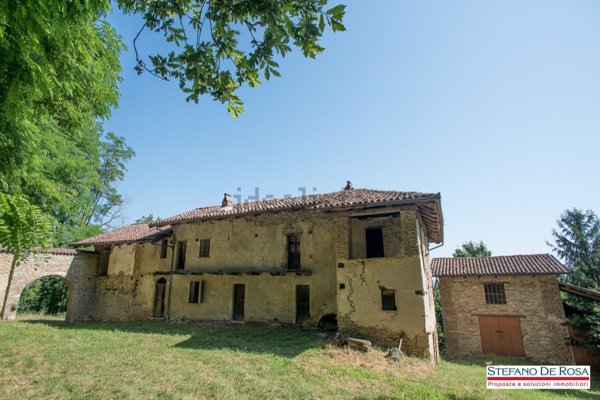 casale in vendita a Loazzolo