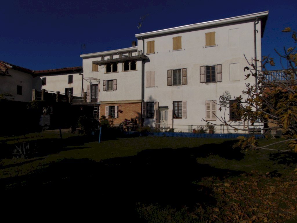 casa indipendente in vendita a Maranzana
