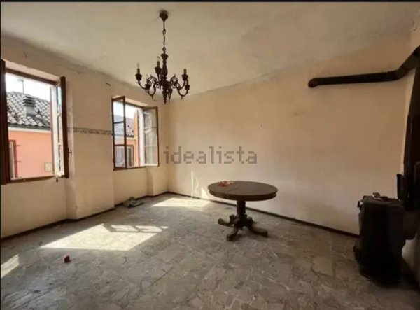 casa indipendente in vendita a Maranzana