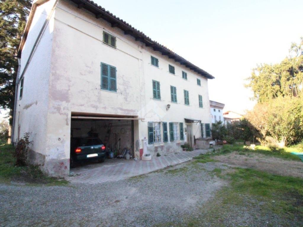 casa indipendente in vendita a Maranzana