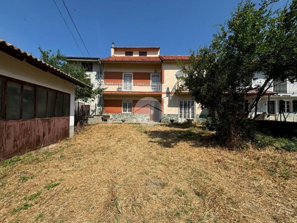 casa indipendente in vendita a Maranzana