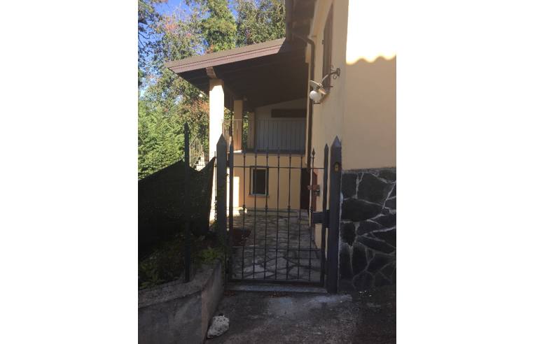 casa indipendente in vendita a Maranzana