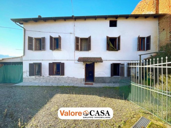 casa indipendente in vendita a Maranzana