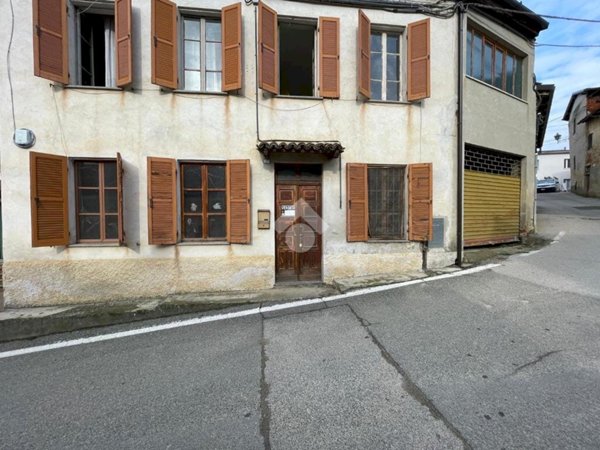 casa indipendente in vendita a Maranzana