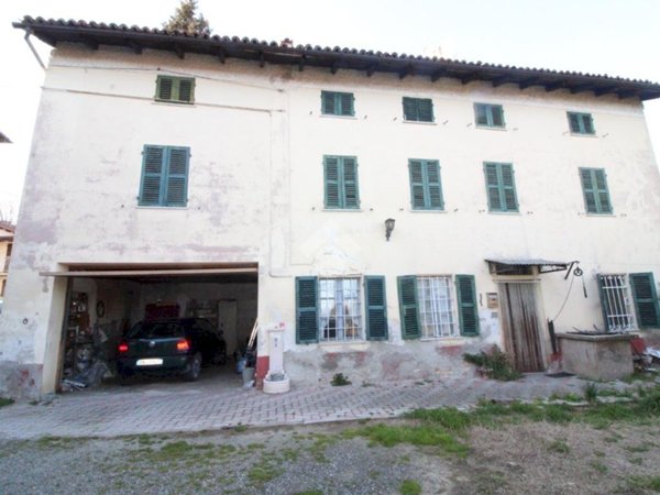 casa indipendente in vendita a Maranzana