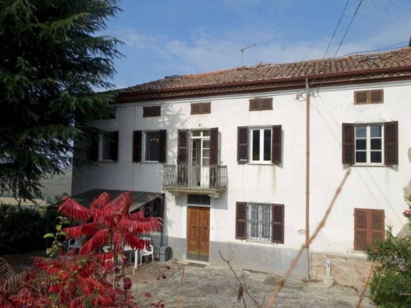 casale in vendita a Maranzana