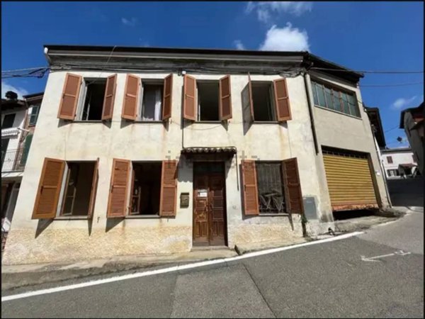 casa indipendente in vendita a Maranzana